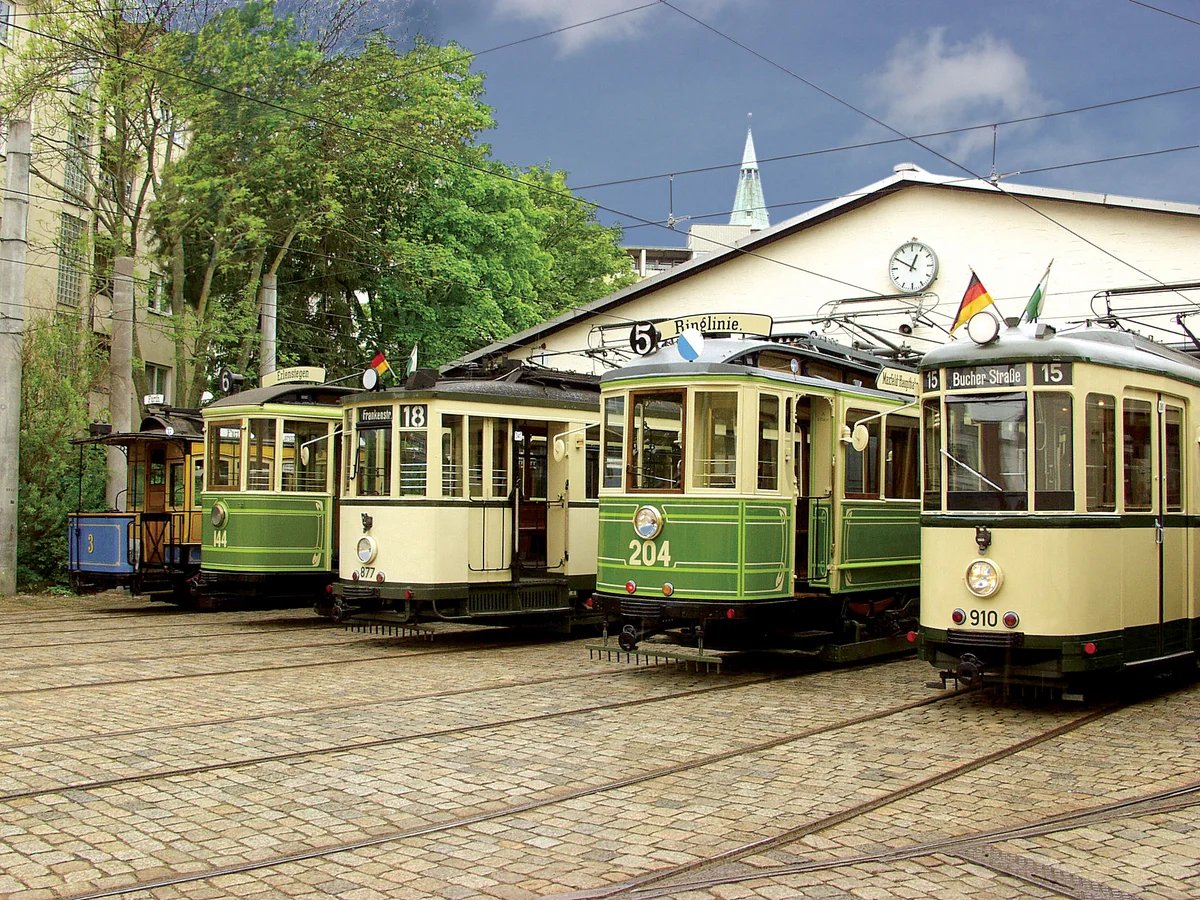 역사적인 트램 차고지 성 베드로(히스토리셰스 슈트라센반데포 장크트 페터)